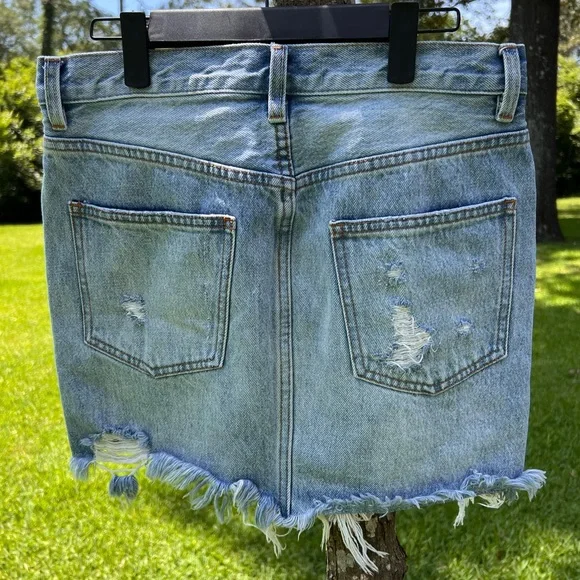 We The Free Relaxed & Destroyed Denim Mini Skirt, Size 27 - Picture 2 of 5